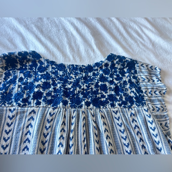 Savanna Jane Blue and White Women’s Top 3x - Picture 7 of 10